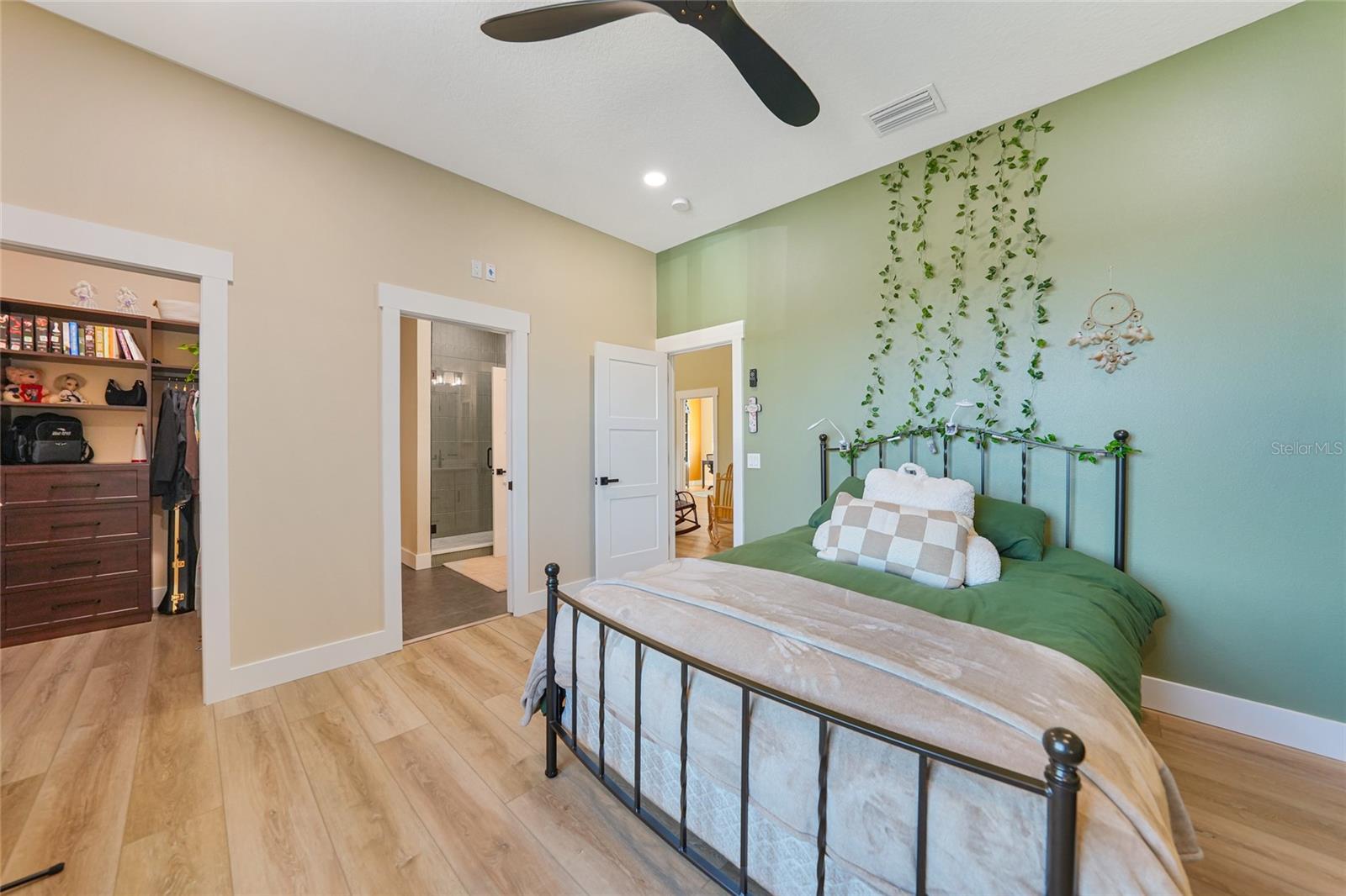 MARTIN MEADOWS SUB - Residential