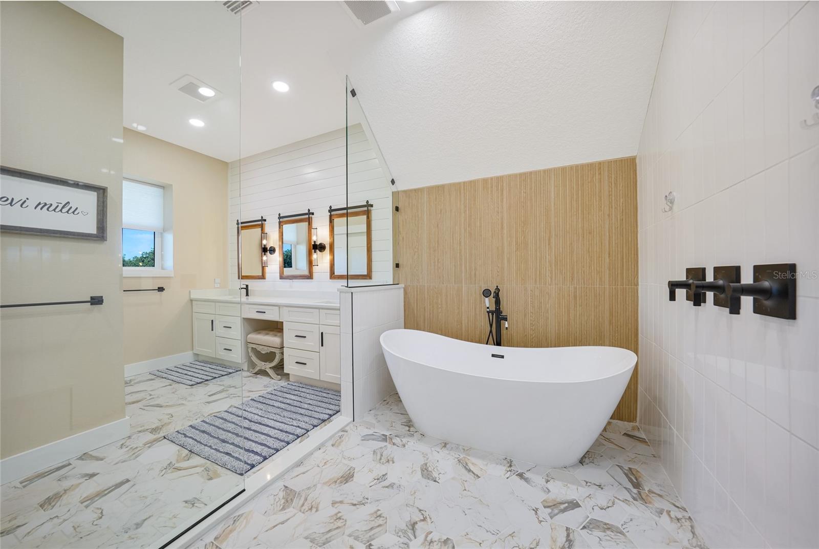 MARTIN MEADOWS SUB - Residential