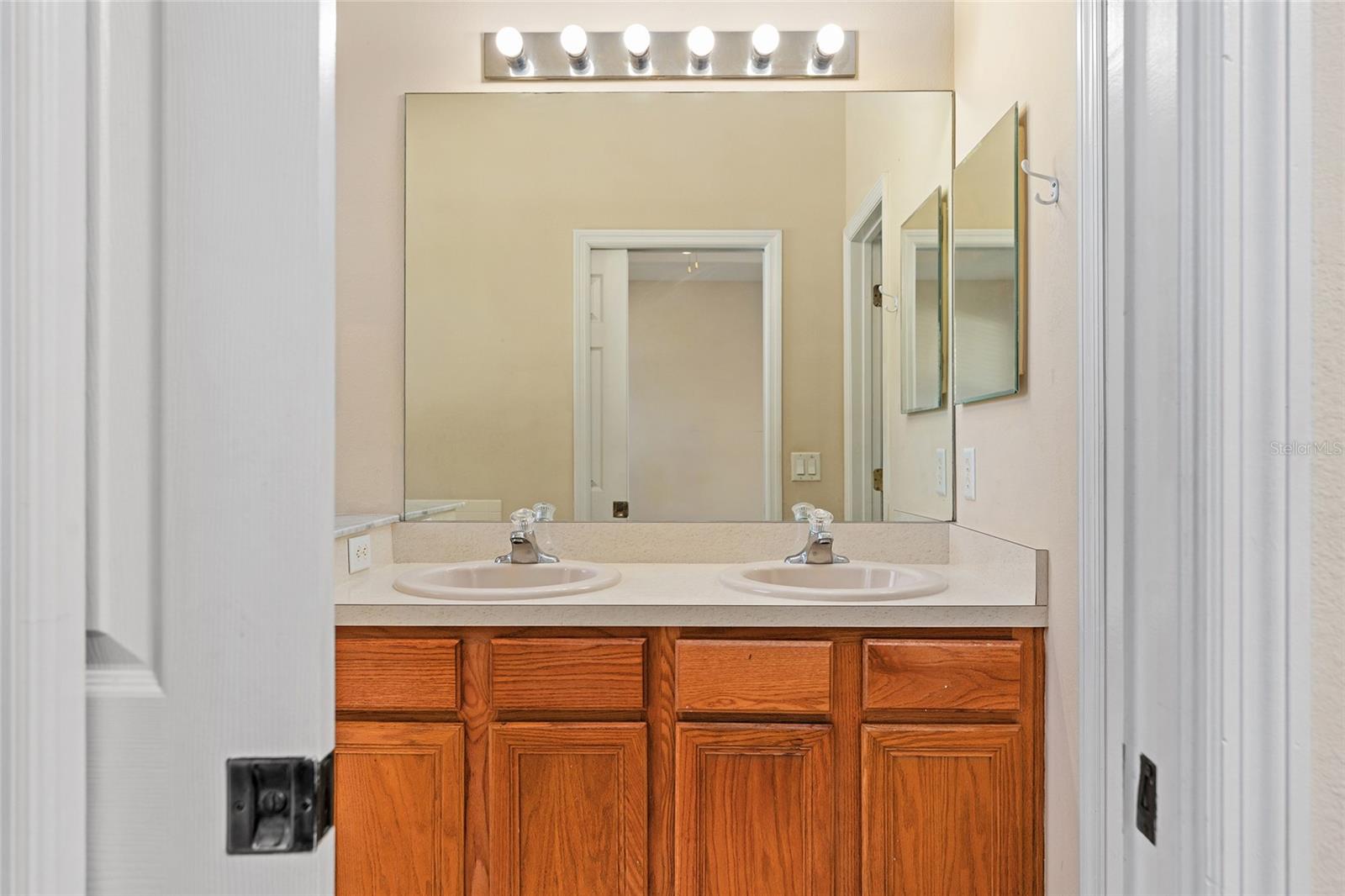 MOUNT DORA OVERLOOK AT MOUNT DORA LT 01 PB - Residential