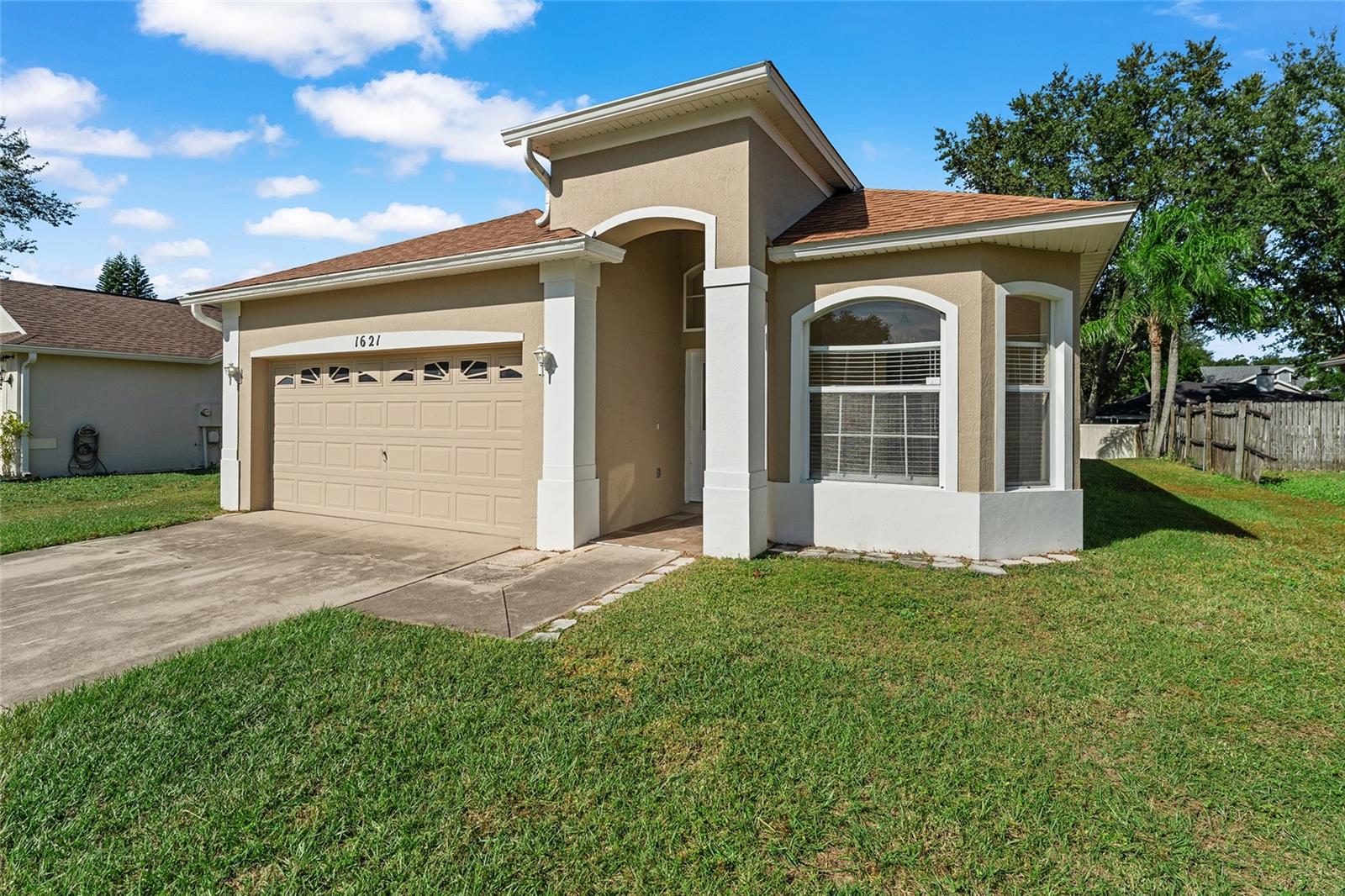 MOUNT DORA OVERLOOK AT MOUNT DORA LT 01 PB - Residential