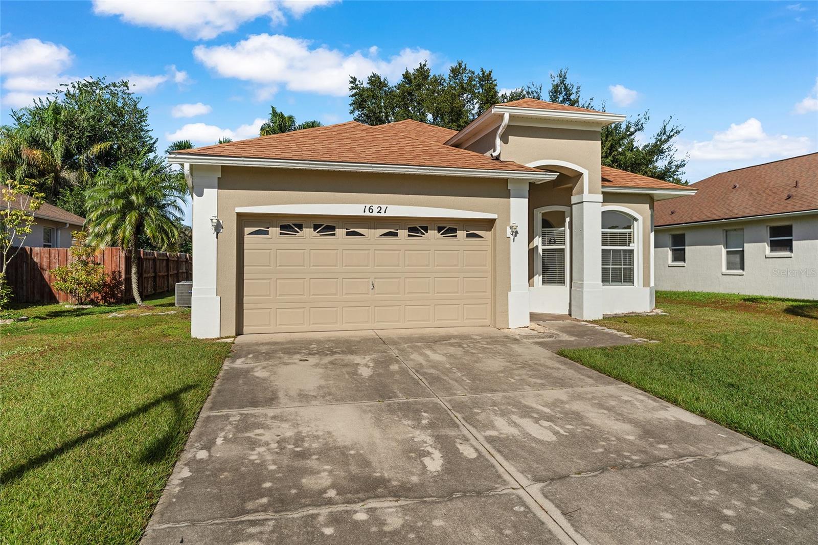 MOUNT DORA OVERLOOK AT MOUNT DORA LT 01 PB - Residential