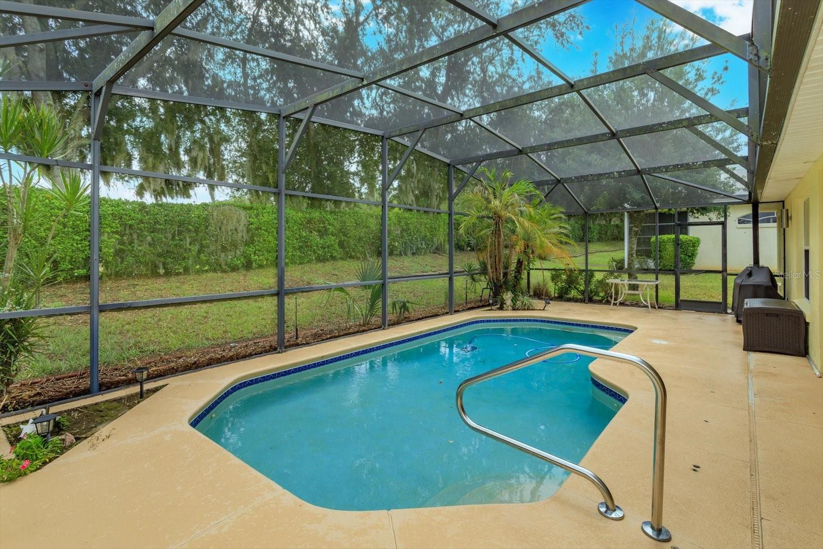 TAVARES ROYAL HARBOR PH 02 LT 179 - Residential