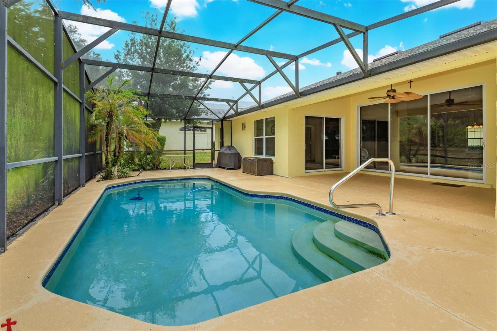 TAVARES ROYAL HARBOR PH 02 LT 179 - Residential