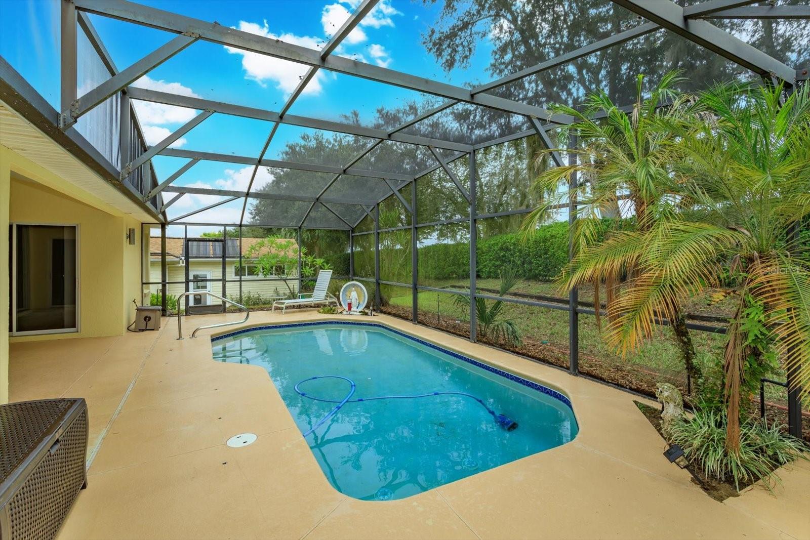 TAVARES ROYAL HARBOR PH 02 LT 179 - Residential