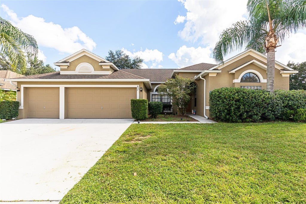 Photo of 857 Coventry Road, Davenport, FL 33897 (MLS # O6450278)