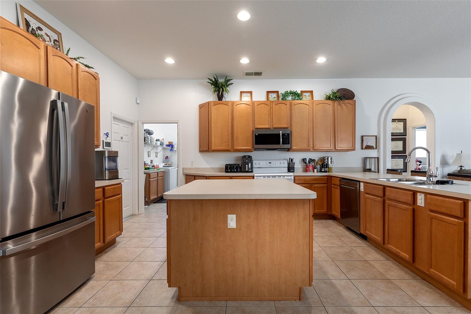 857 COVENTRY ROAD