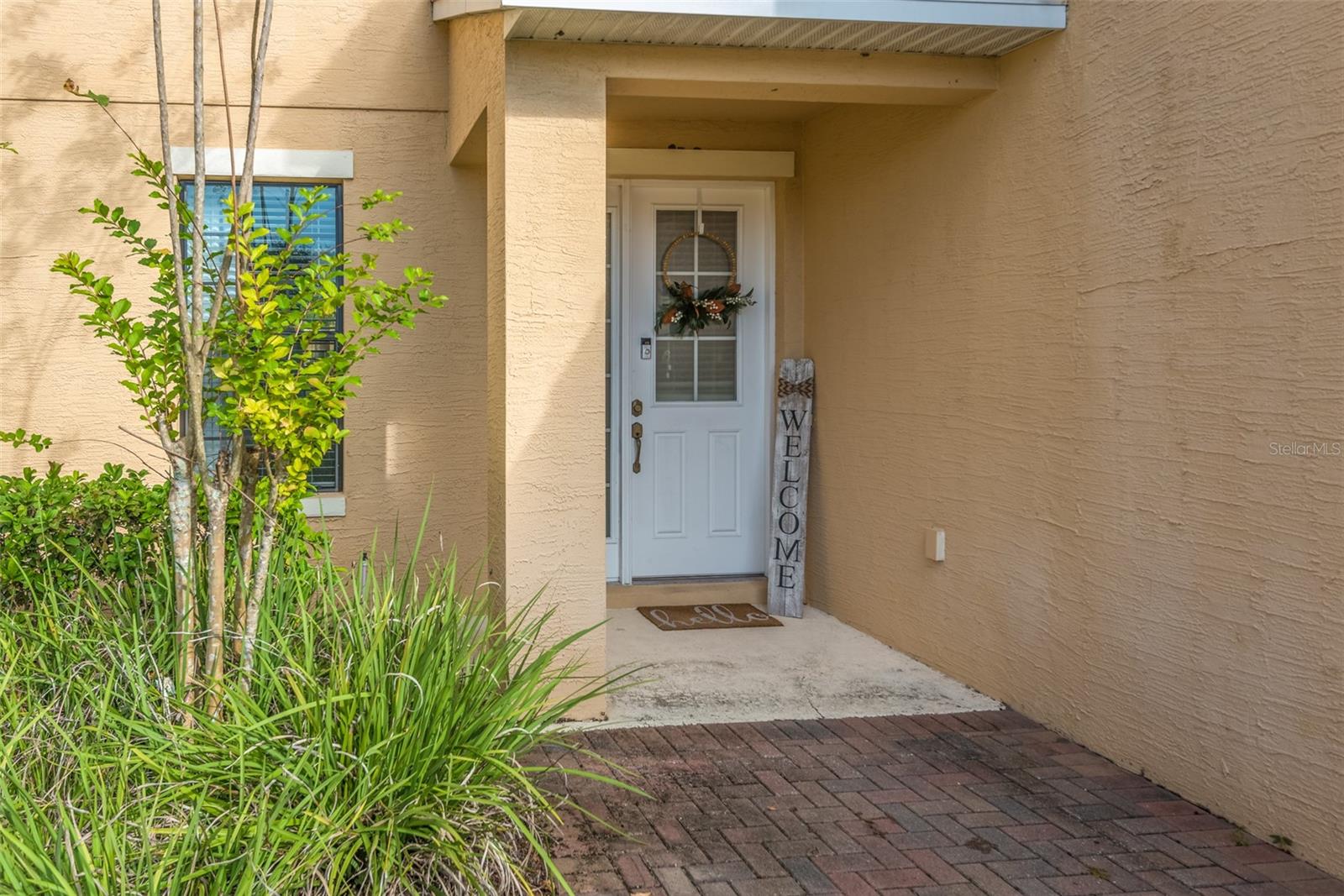 1286 CLOVE DRIVE