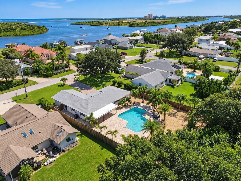 Photo of 110 Cunningham Dr, New Smyrna Beach, FL 32168 (MLS # NS1089550)