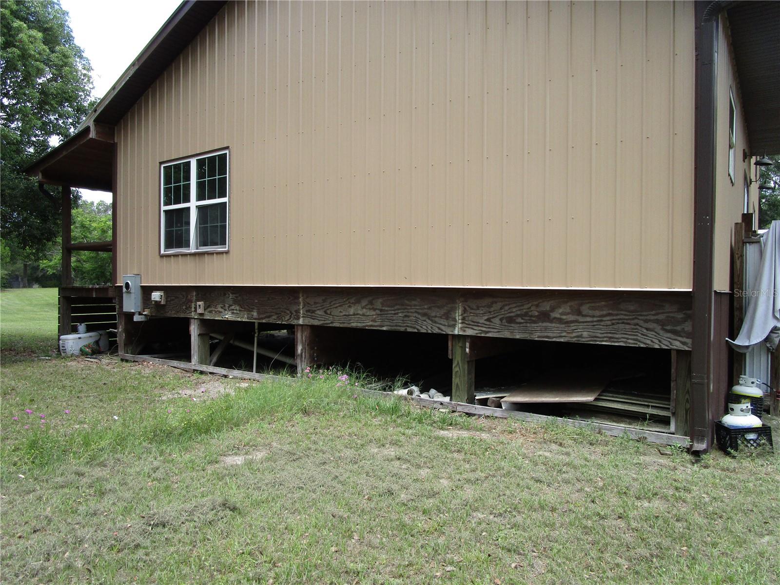 ACREAGE - Residential