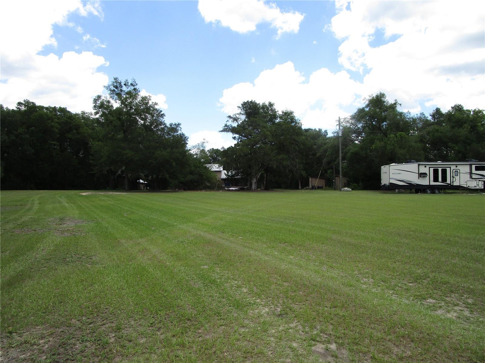 ACREAGE - Residential