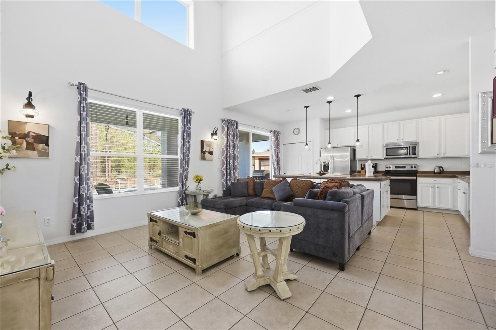 WATERSONG PH 01 - Residential