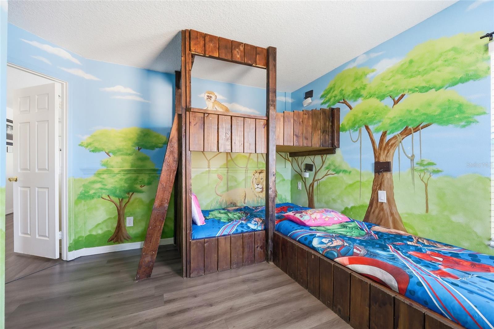 WATERSONG PH 01 - Residential