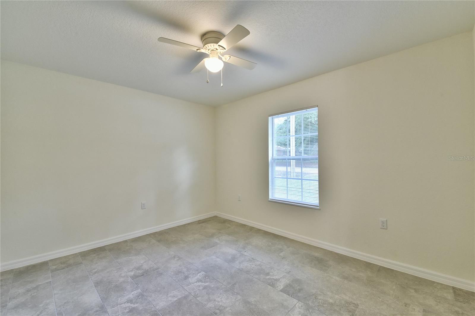 OCALA PARK ESTATE - Residential Lease