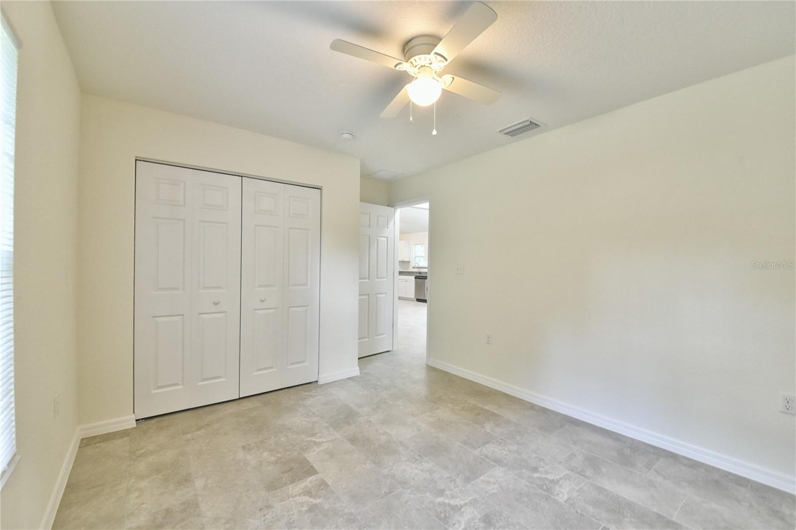 OCALA PARK ESTATE - Residential Lease