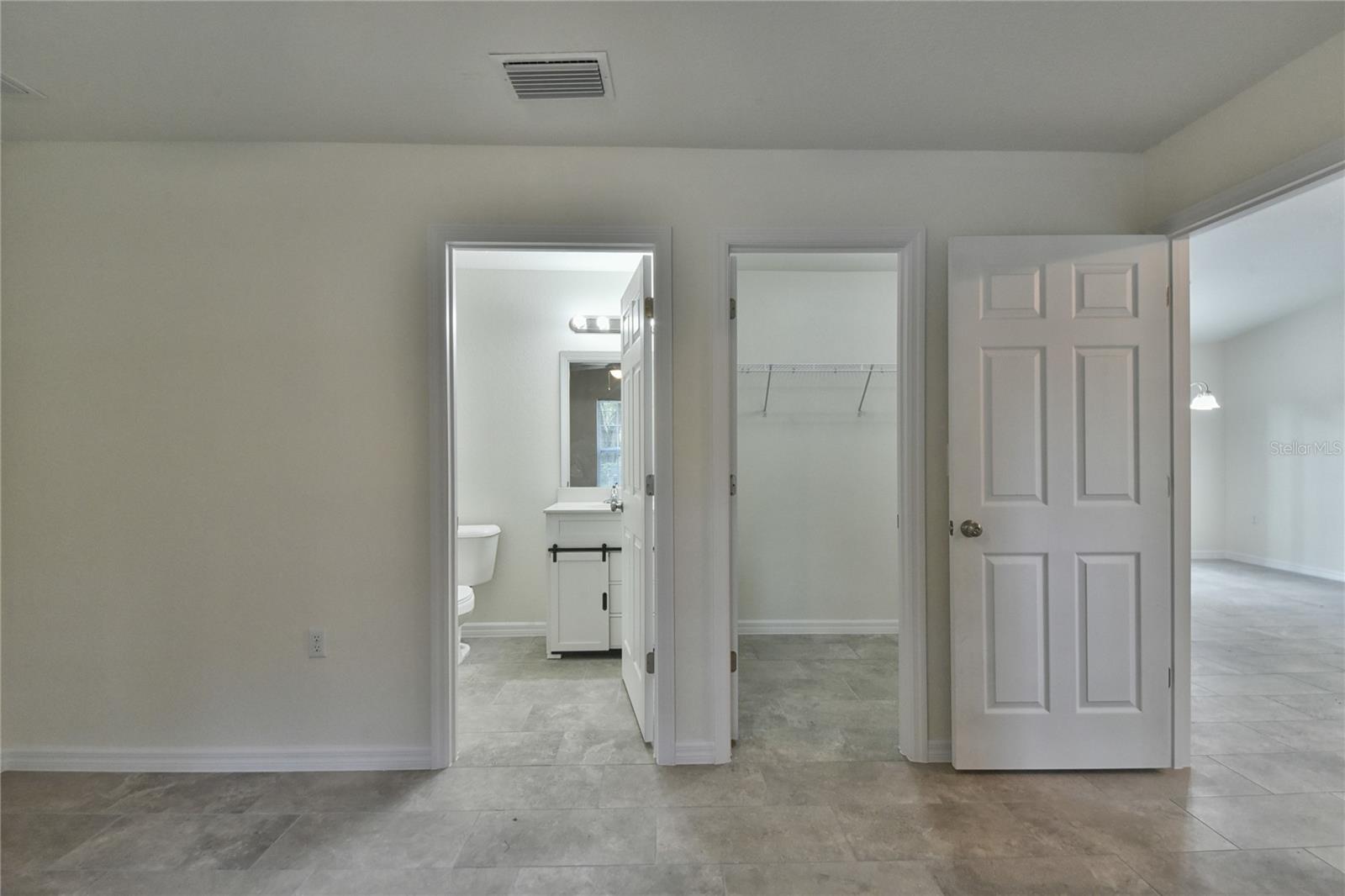 OCALA PARK ESTATE - Residential Lease