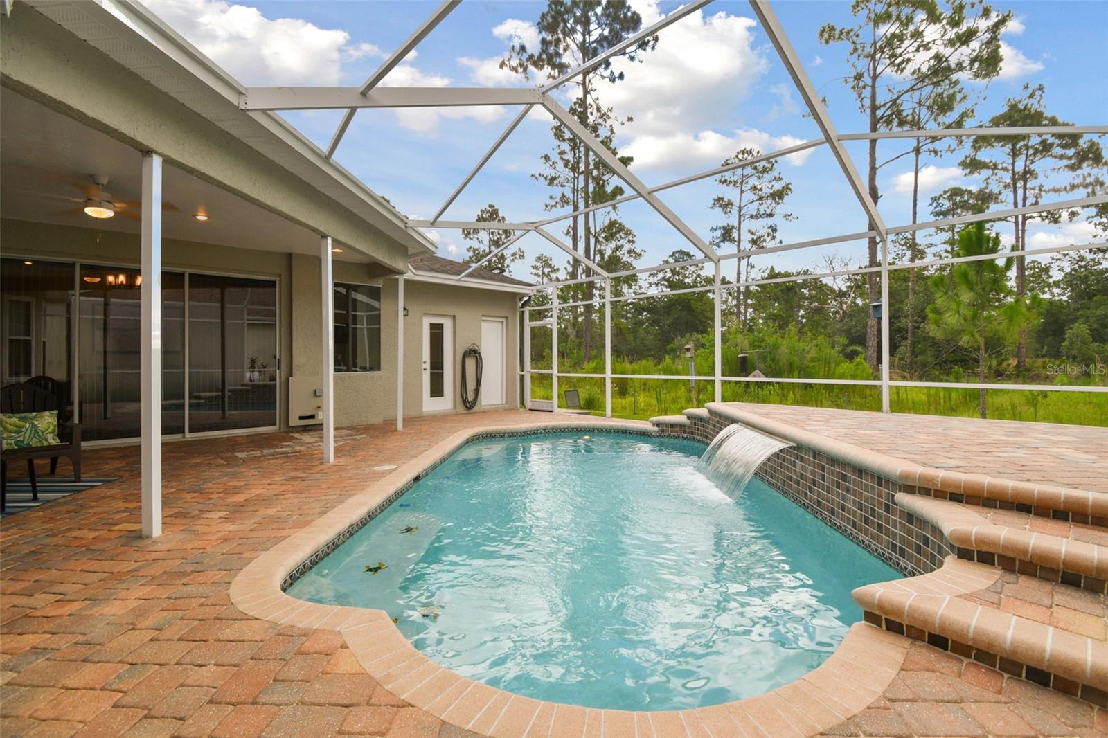 WARWICK HILLS - Residential