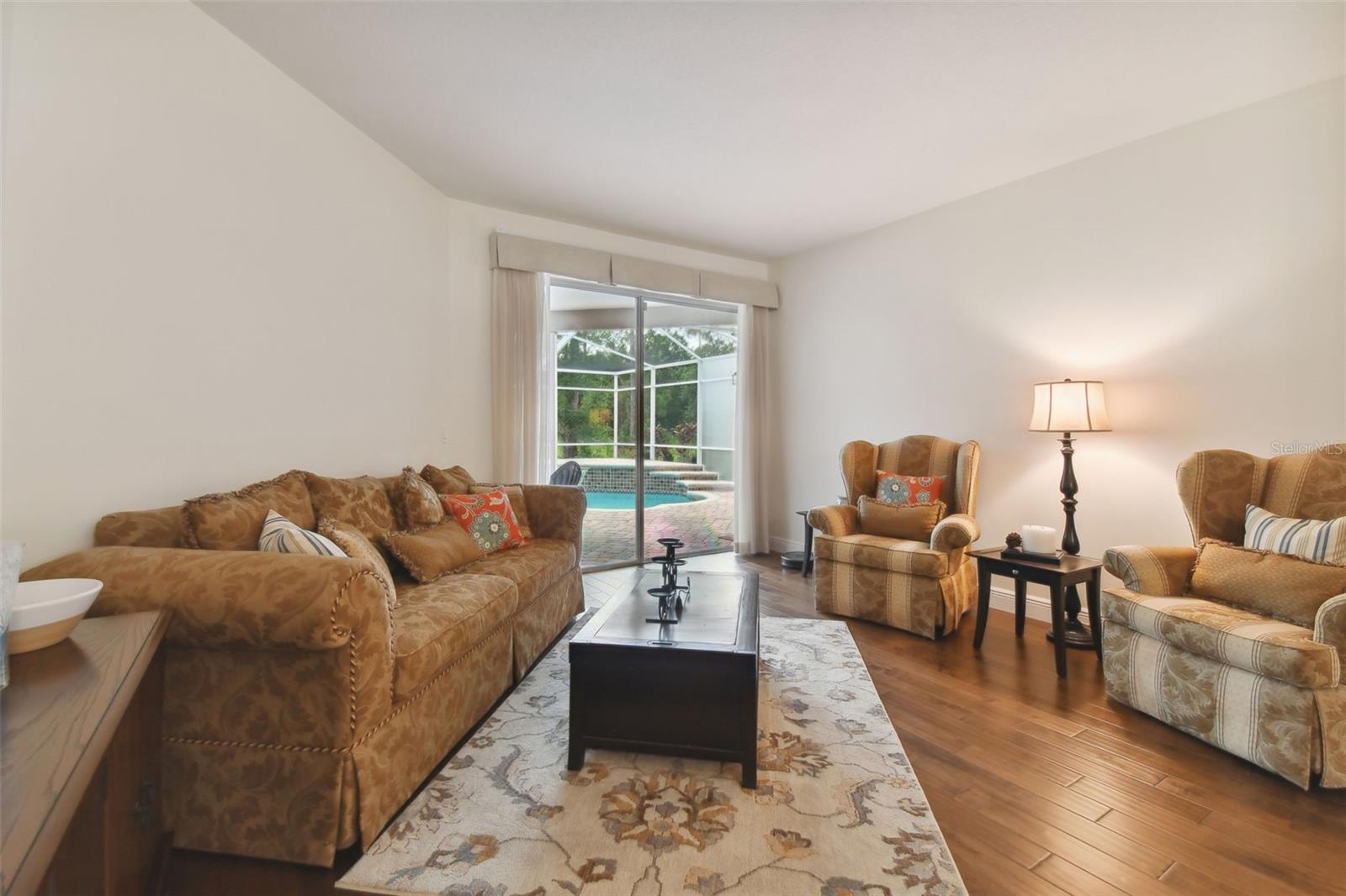 WARWICK HILLS - Residential