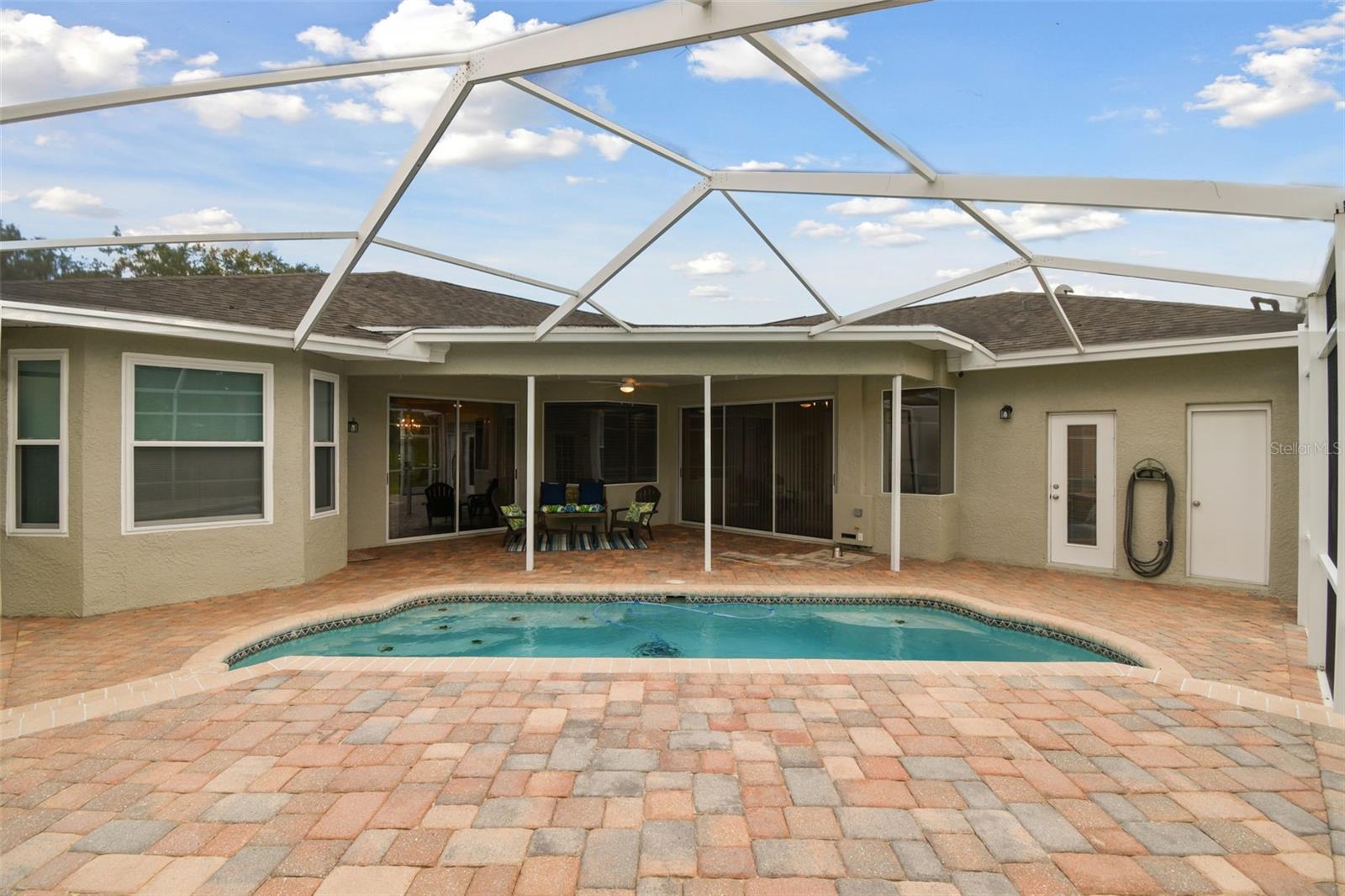 WARWICK HILLS - Residential