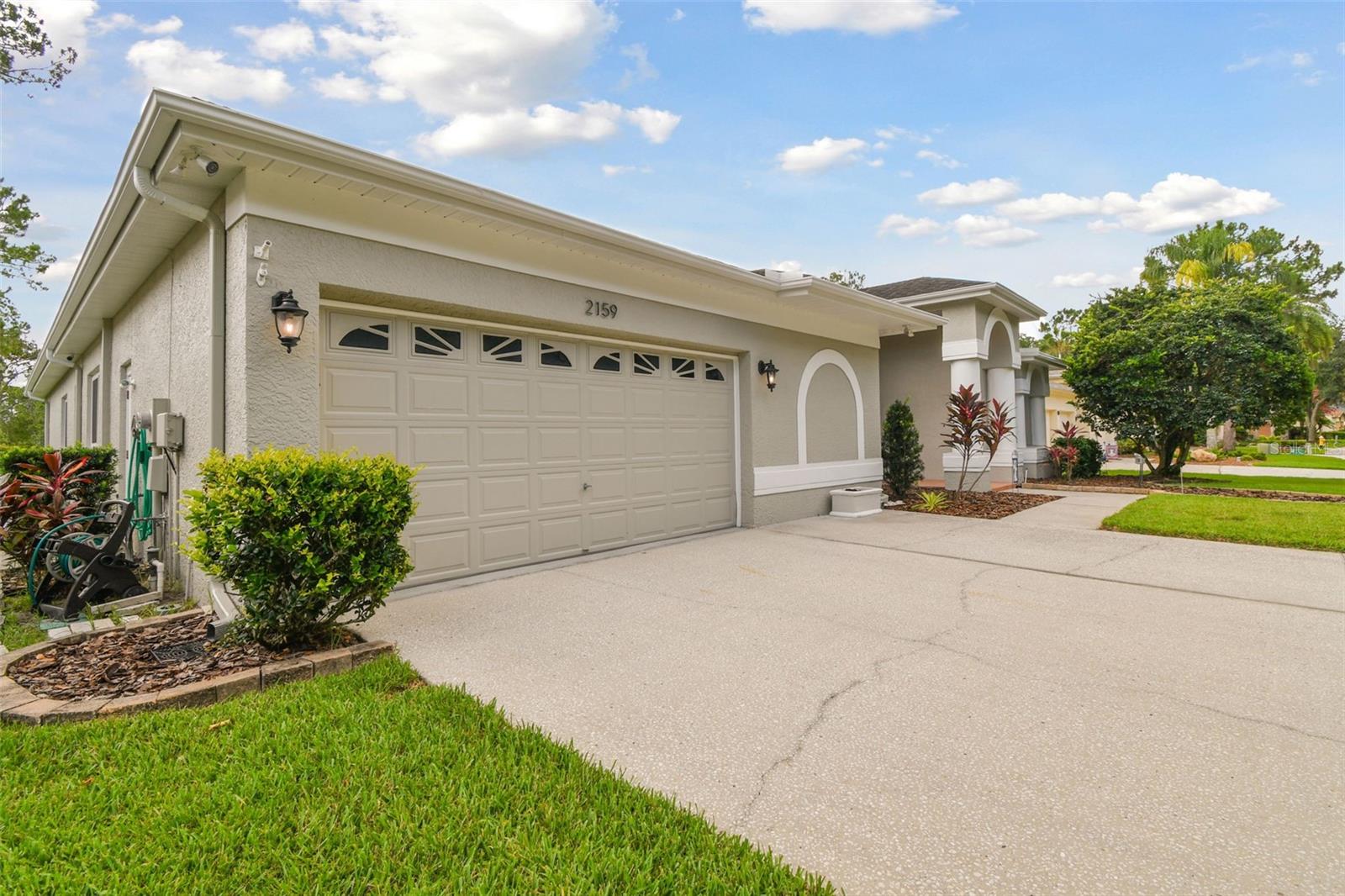 2159 WARWICK DRIVE