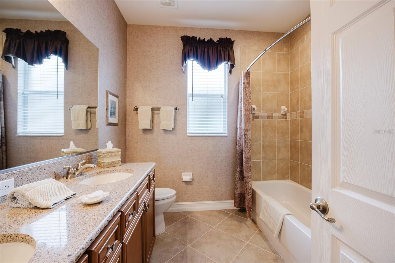 TERN BAY GOLF & CC - Residential