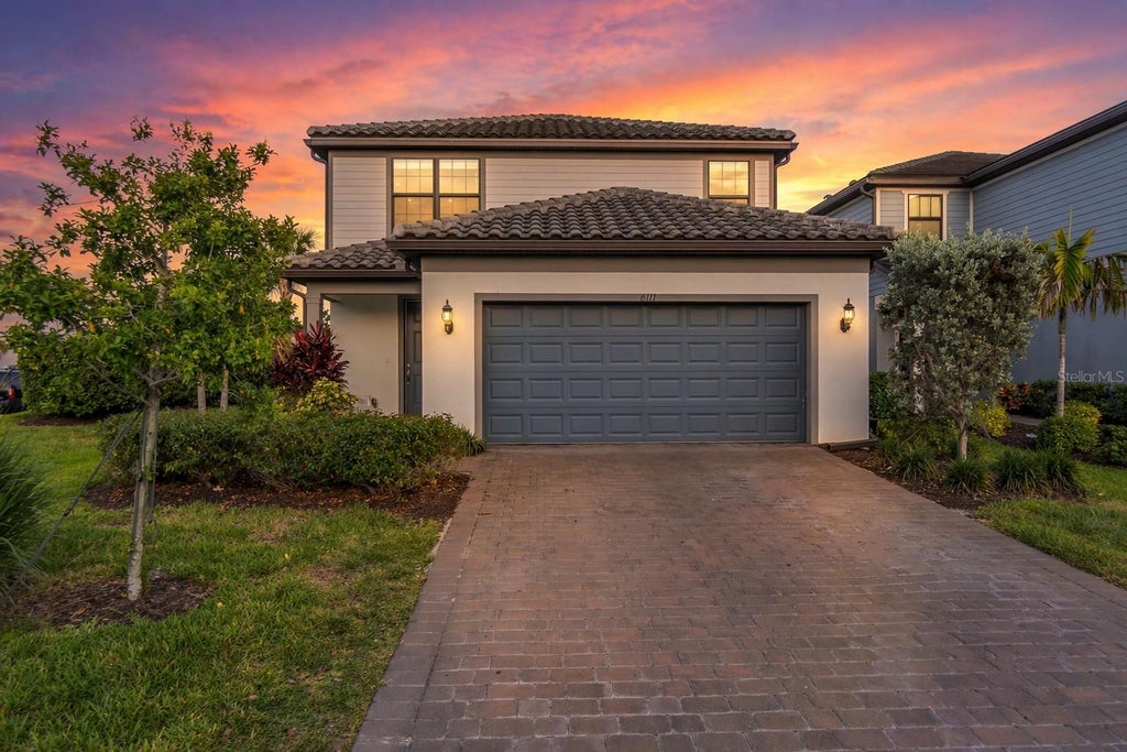 Photo of 6111 Bluestar Court, Lakewood Ranch, FL 34211 (MLS # A4711154)