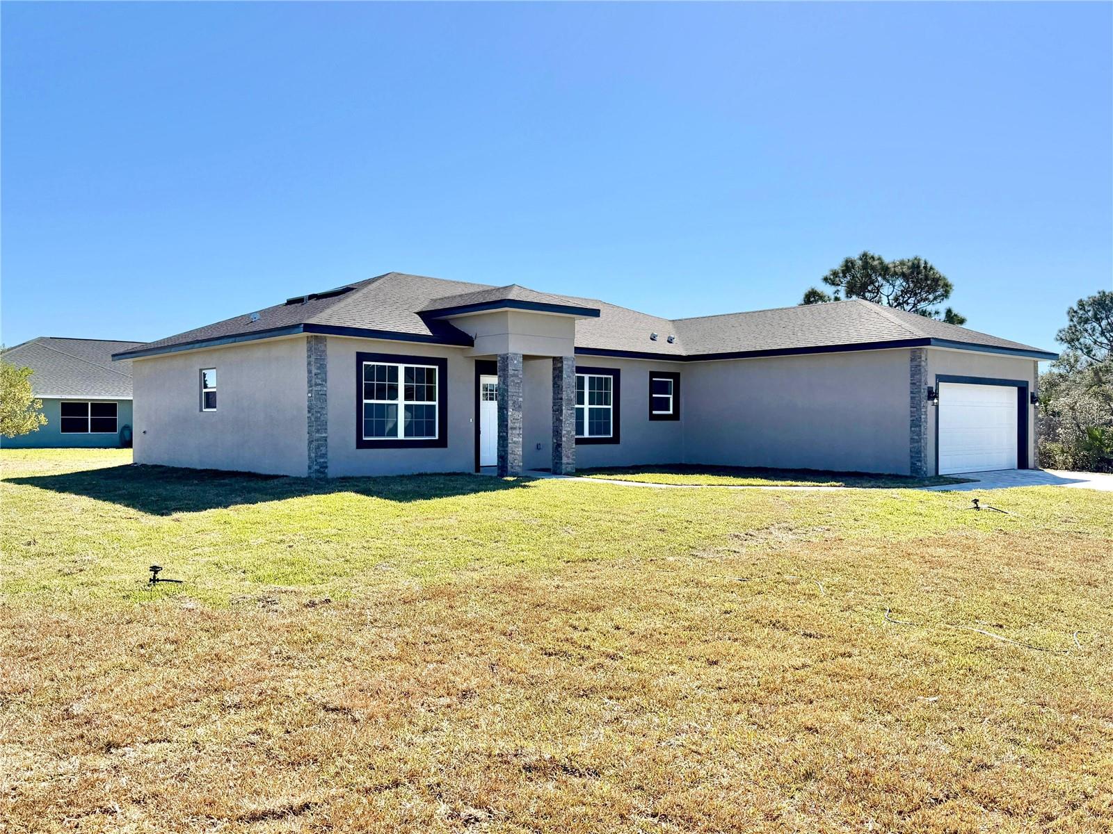 SUN N LAKE EST OF SEBRING UNIT 16 - Residential