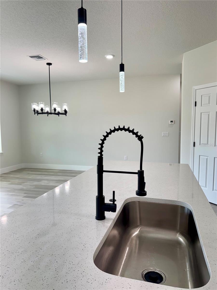 SUN N LAKE EST OF SEBRING UNIT 16 - Residential