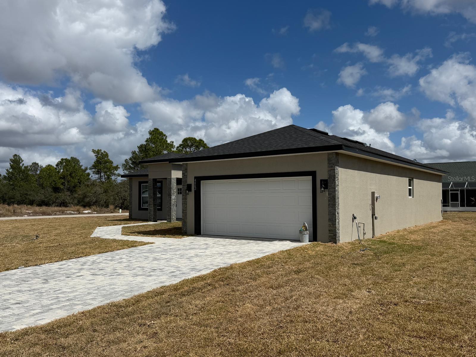 SUN N LAKE EST OF SEBRING UNIT 16 - Residential