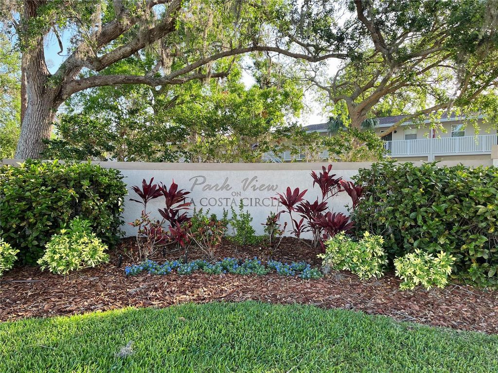 Photo of 900 La Costa Circle #4, Sarasota, FL 34237 (MLS # A4647706)