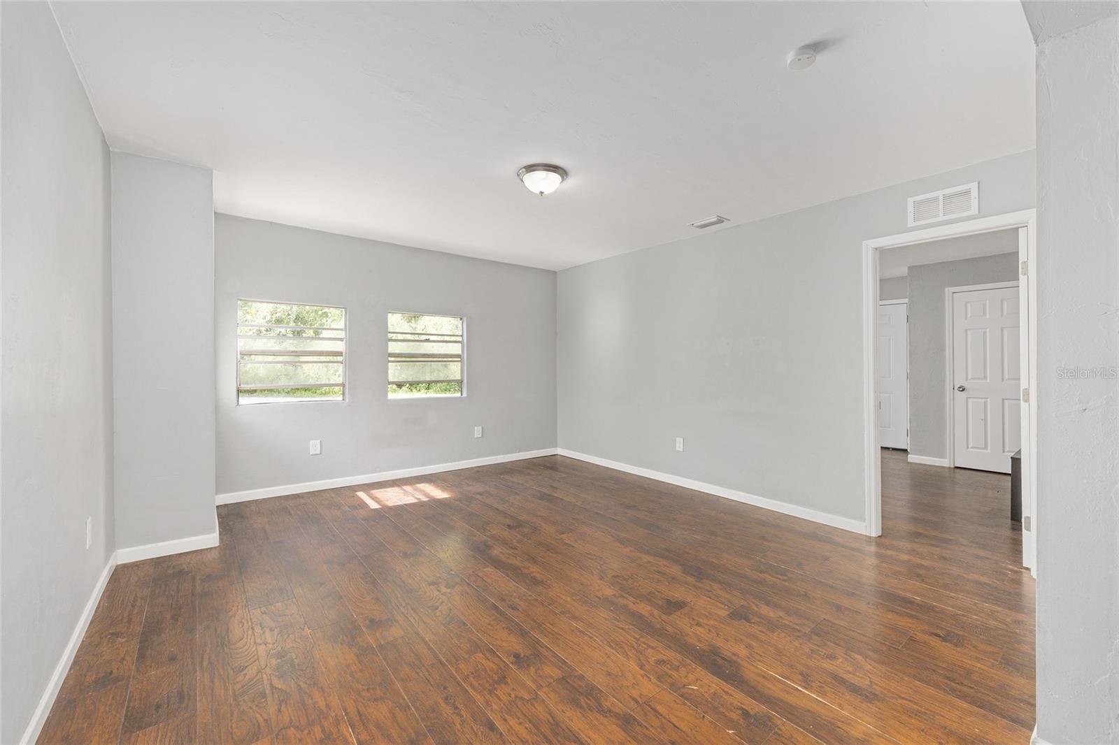 MEADOWS UN 09 - Residential