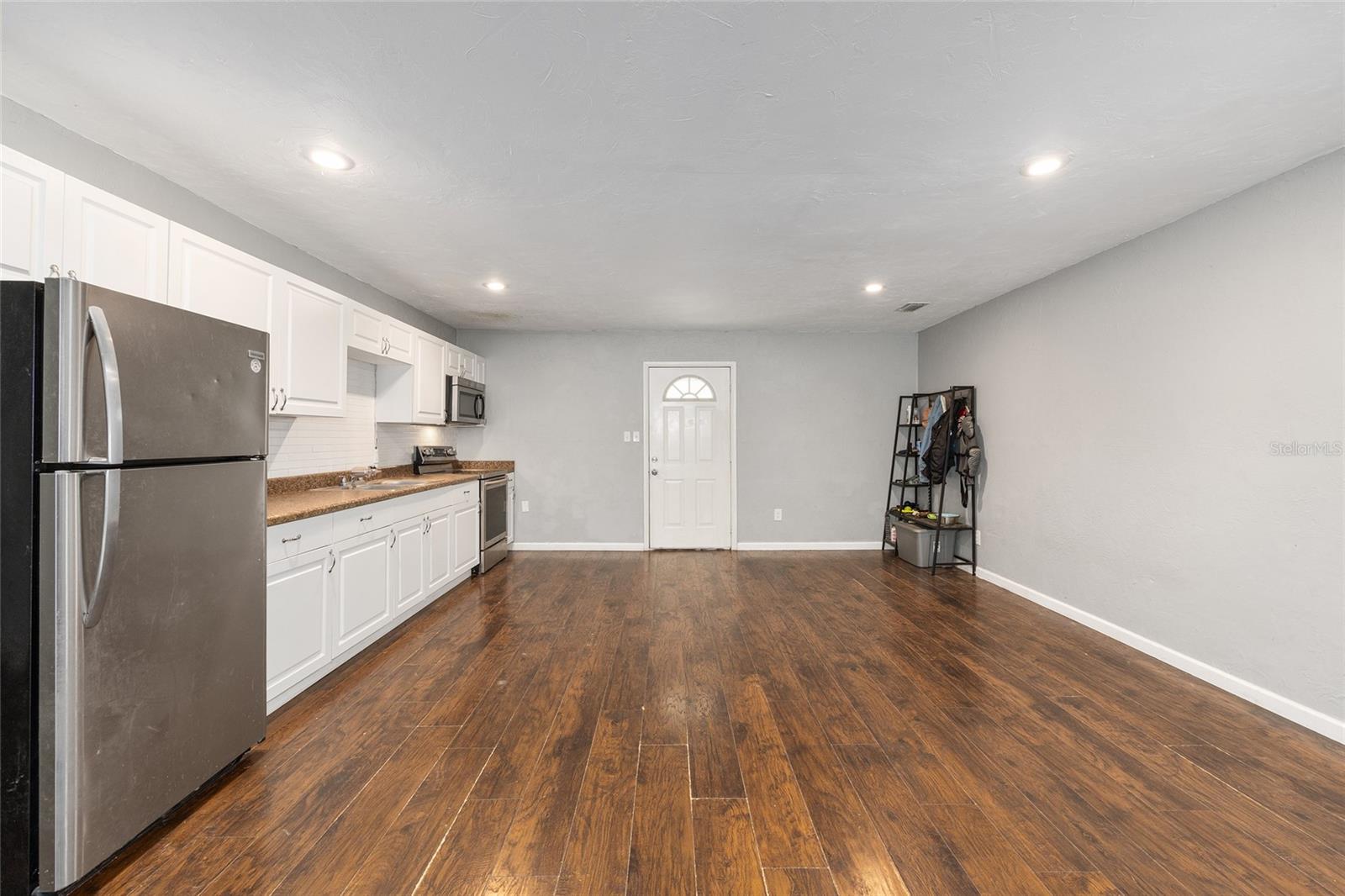 MEADOWS UN 09 - Residential