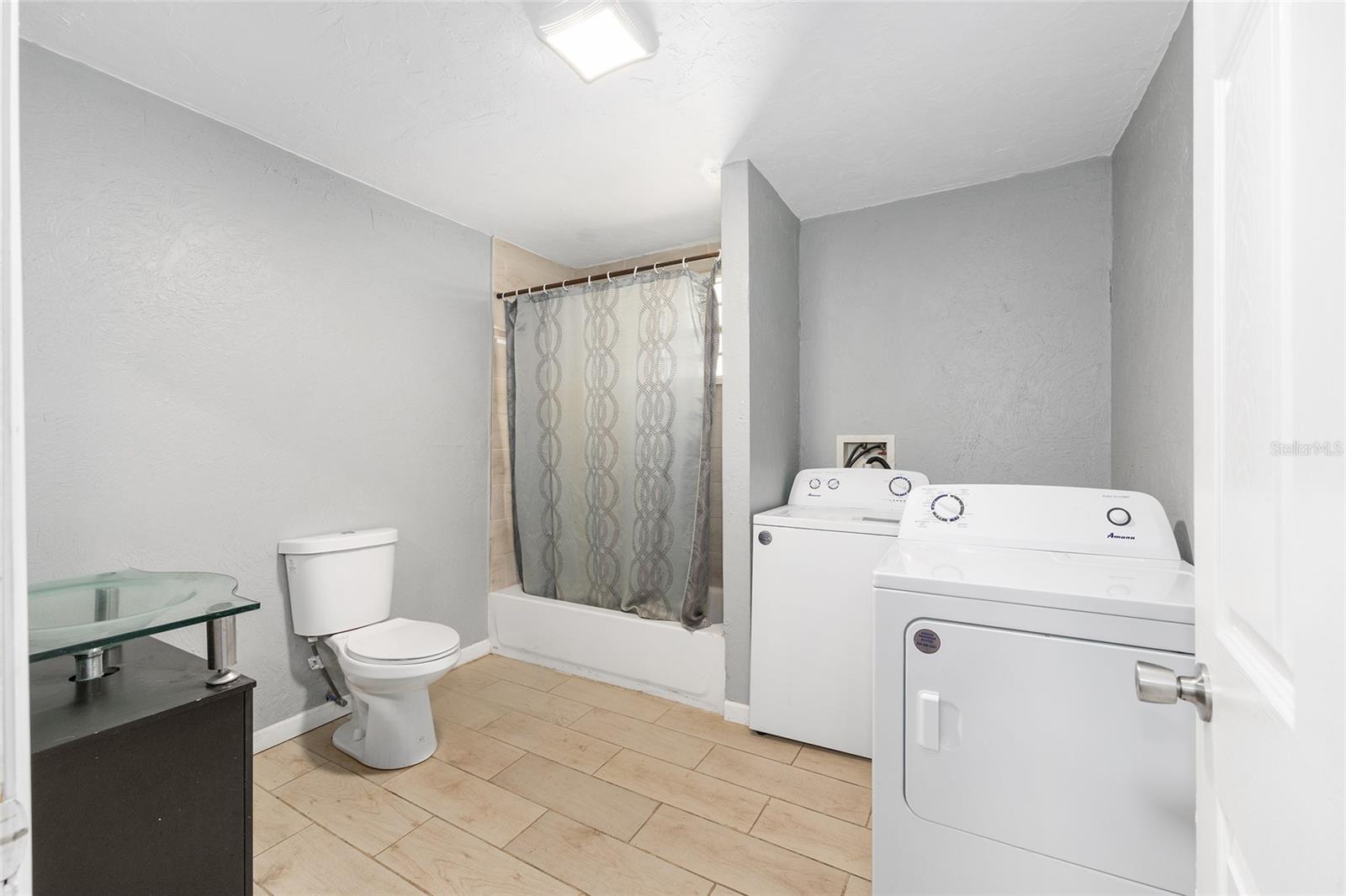 MEADOWS UN 09 - Residential