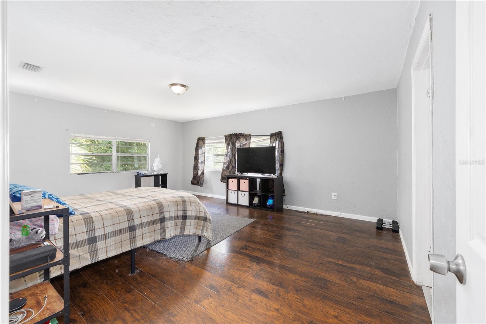 MEADOWS UN 09 - Residential