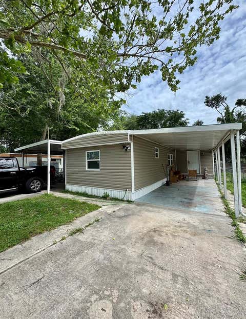 Photo of 21310 Campbell Drive, Brooksville, FL 34601 (MLS # A4696883)