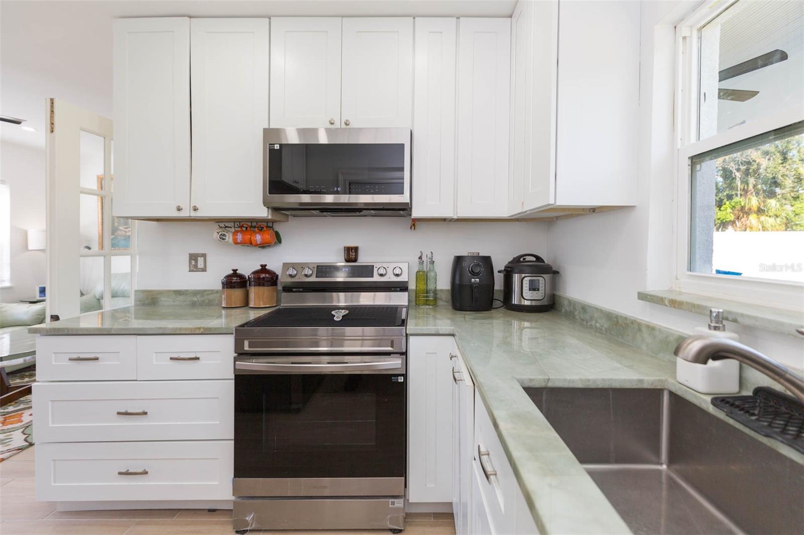 SHORE ACRES OVERLOOK SEC - Residential