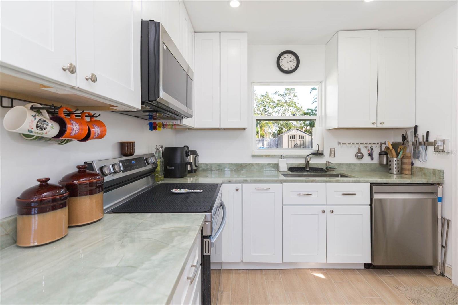 SHORE ACRES OVERLOOK SEC - Residential