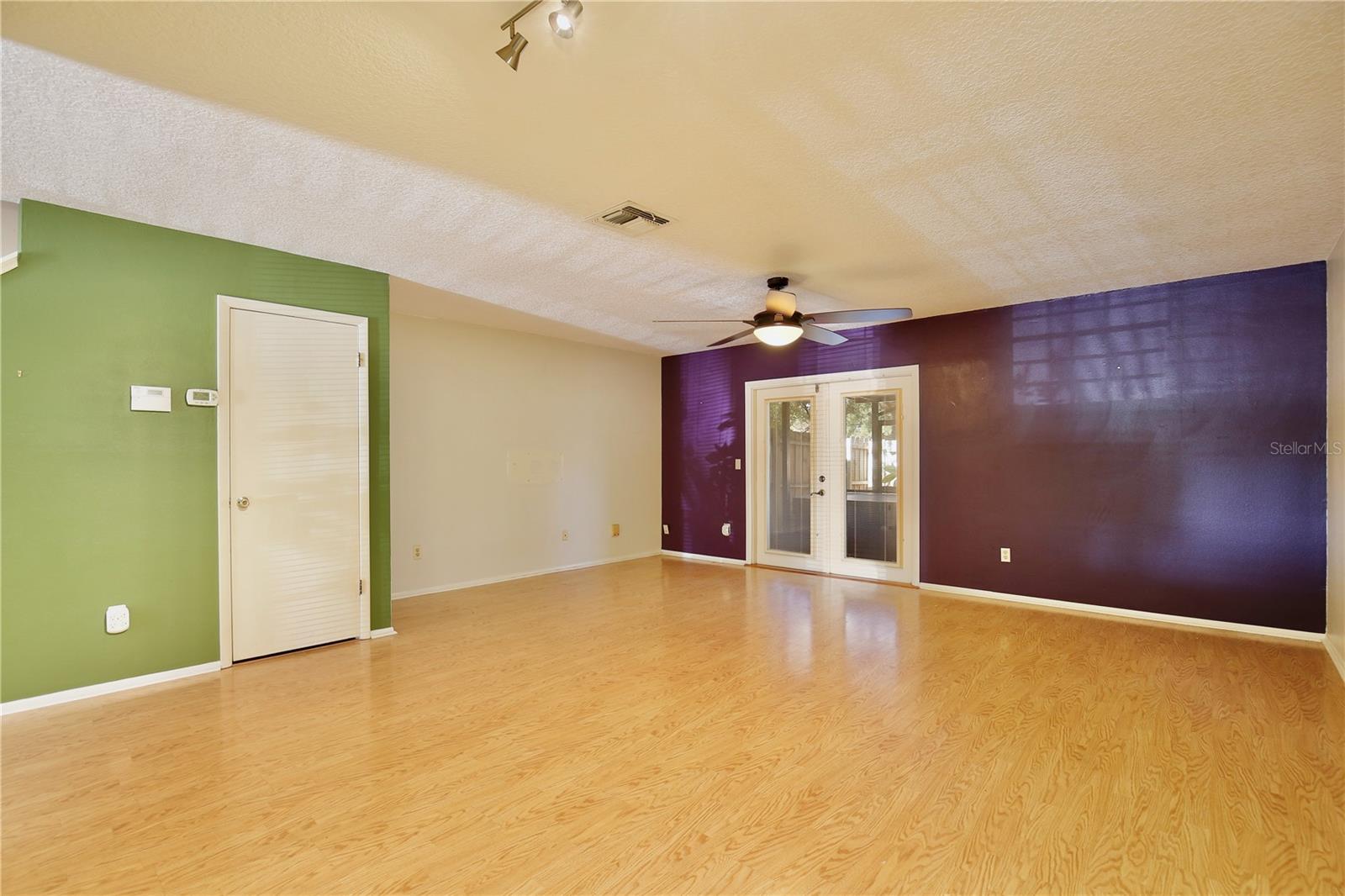 WEKIVA RESERVE UNIT 1 - Residential