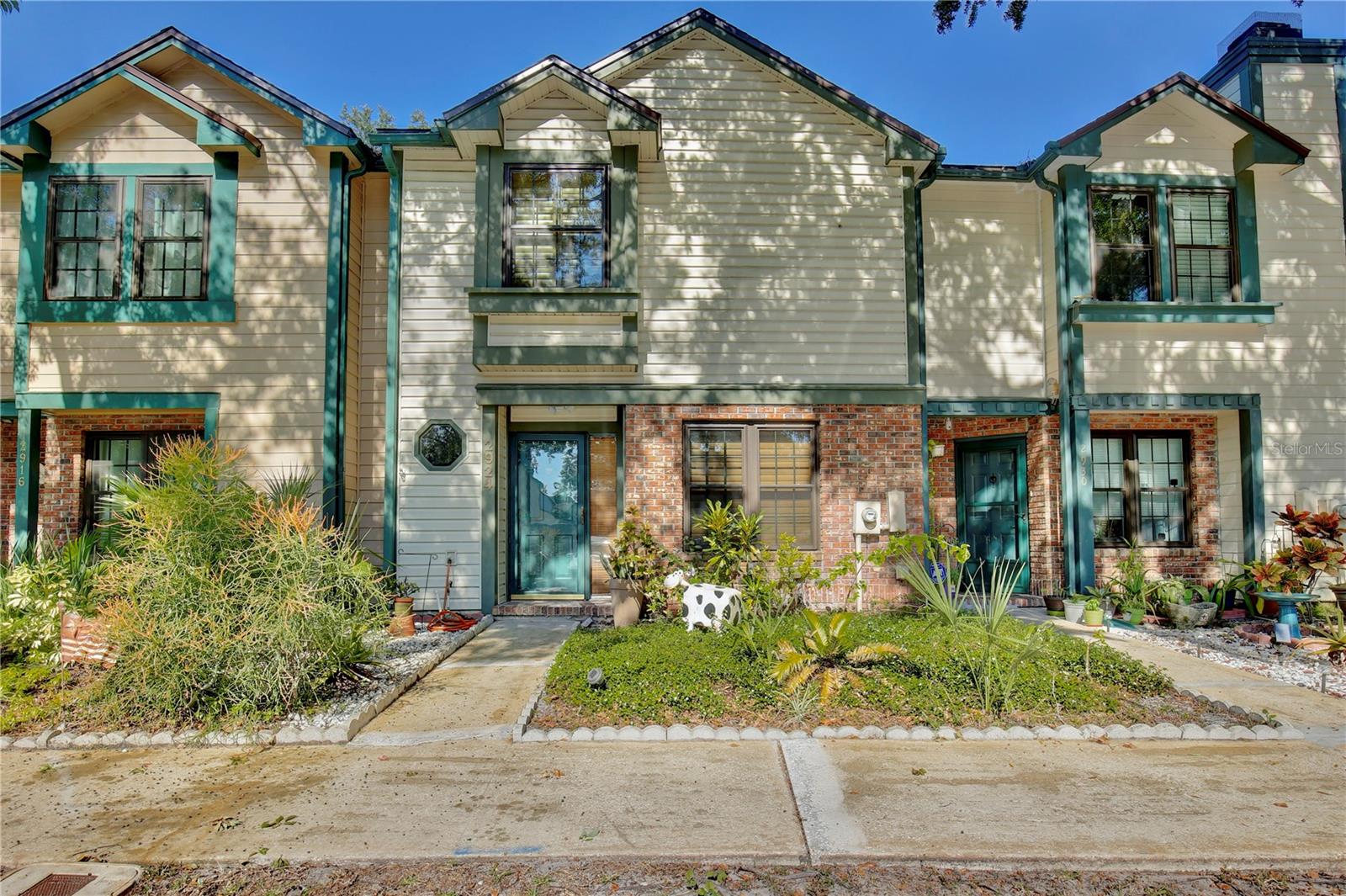 2924 HARBOUR GRACE COURT