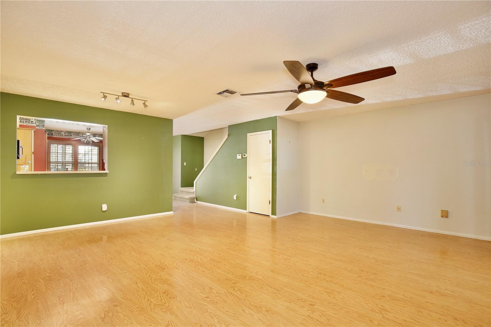 WEKIVA RESERVE UNIT 1 - Residential