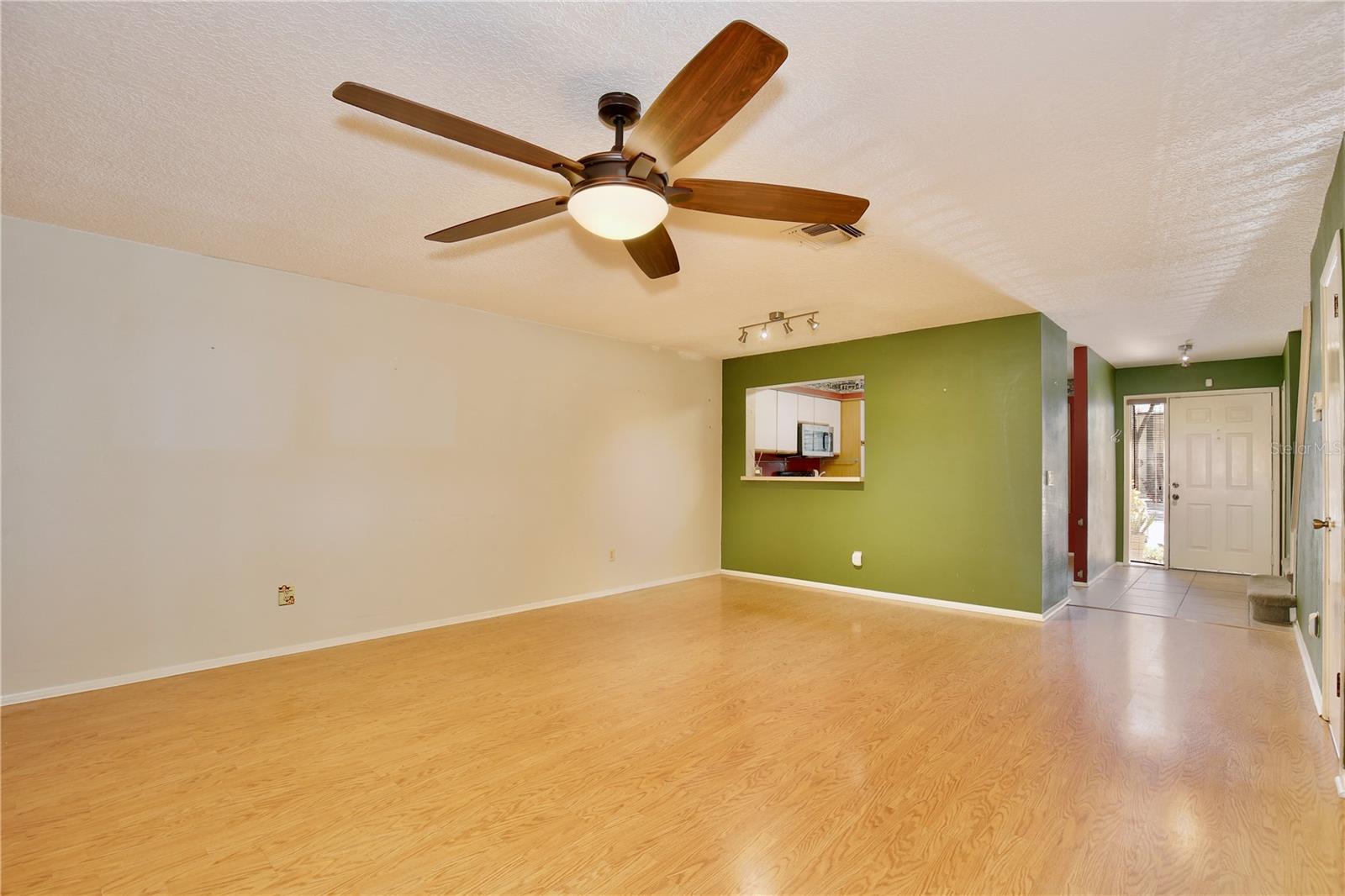 WEKIVA RESERVE UNIT 1 - Residential