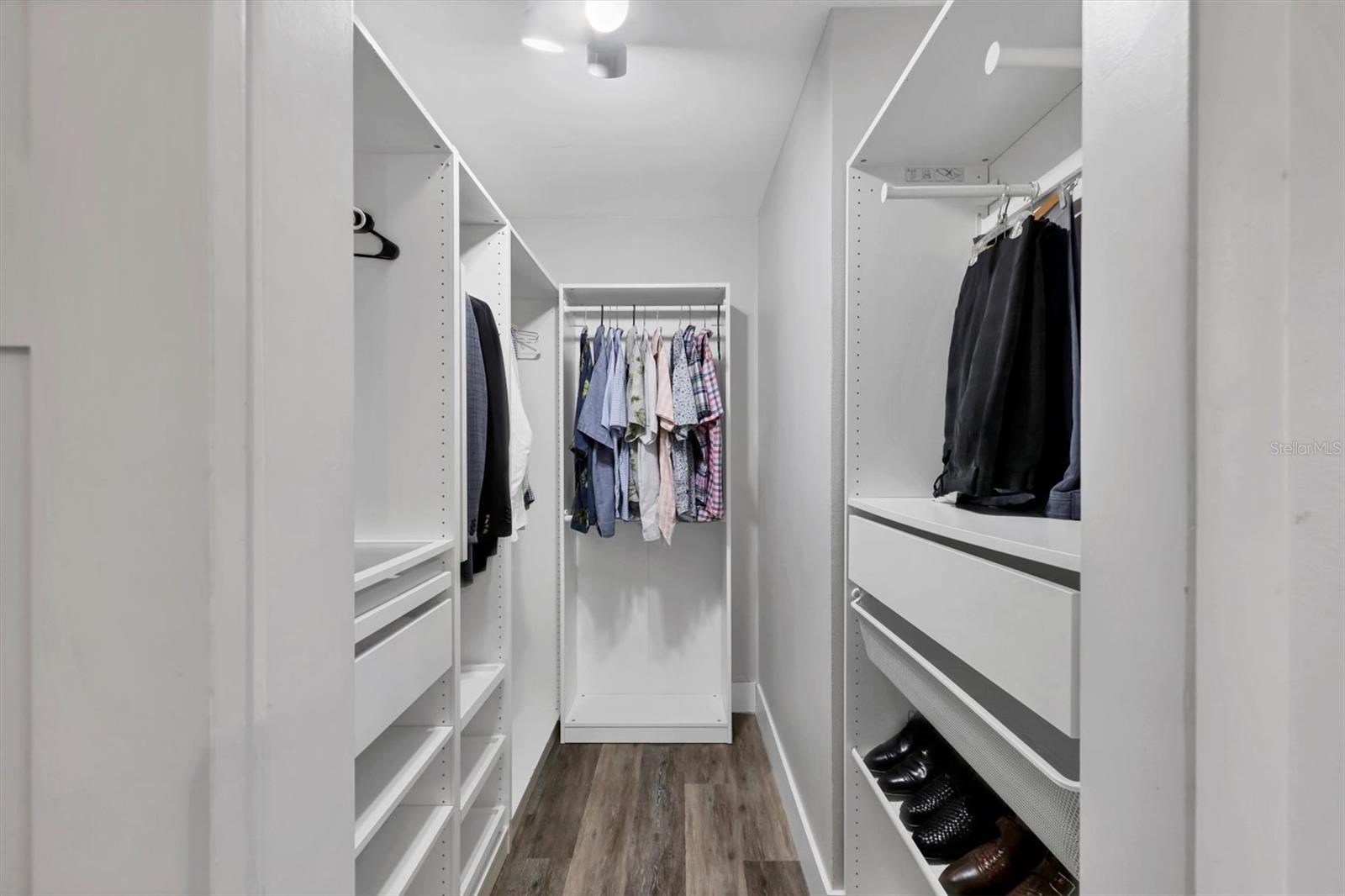 WHITFIELD ESTATES BLKS 14-23 & 26 - Residential