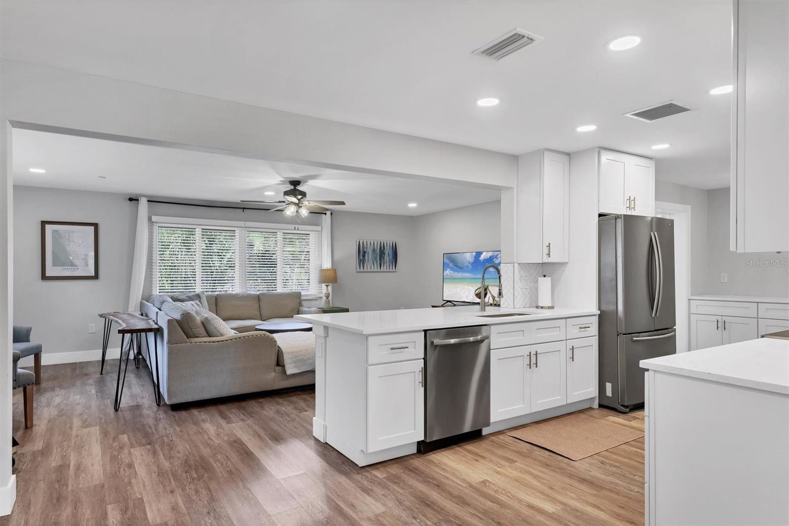 WHITFIELD ESTATES BLKS 14-23 & 26 - Residential