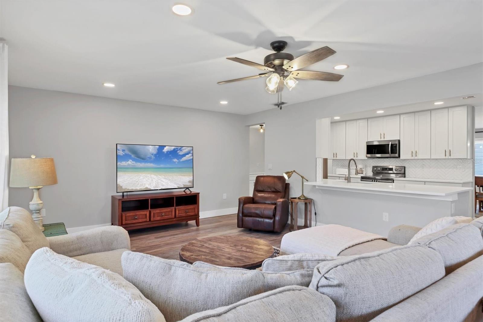 WHITFIELD ESTATES BLKS 14-23 & 26 - Residential