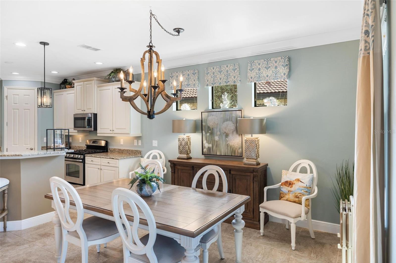 WILLOW CHASE - Residential