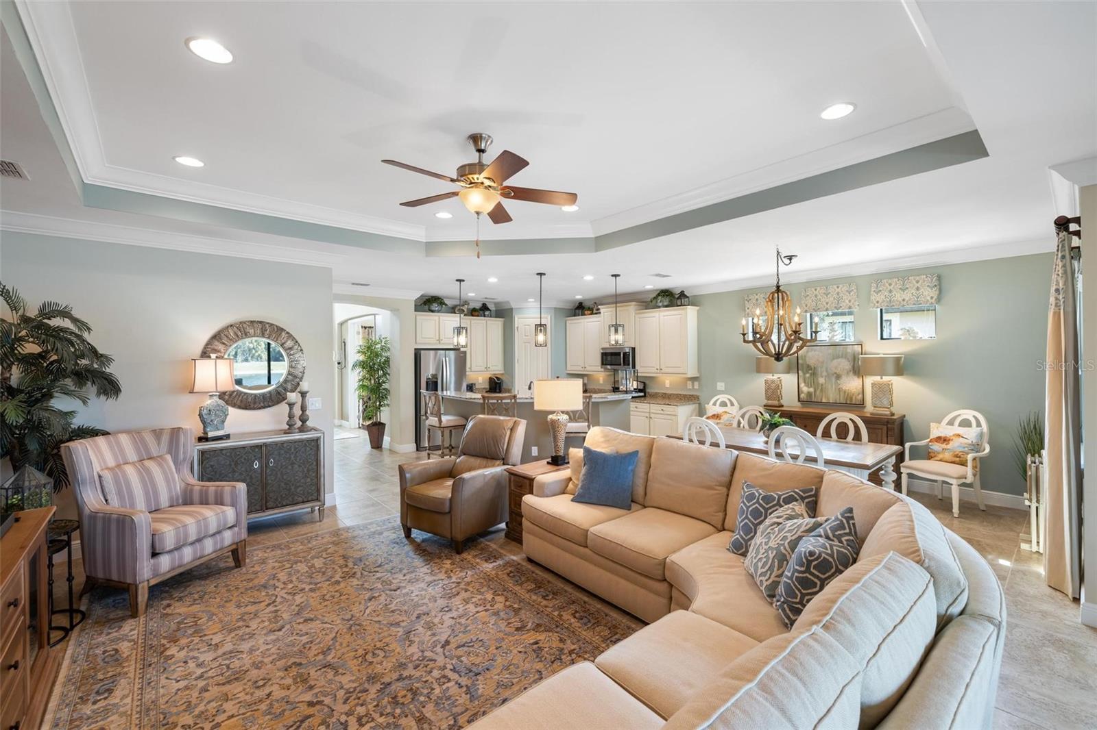 WILLOW CHASE - Residential