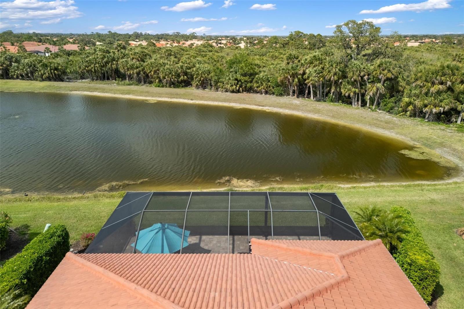 WILLOW CHASE - Residential