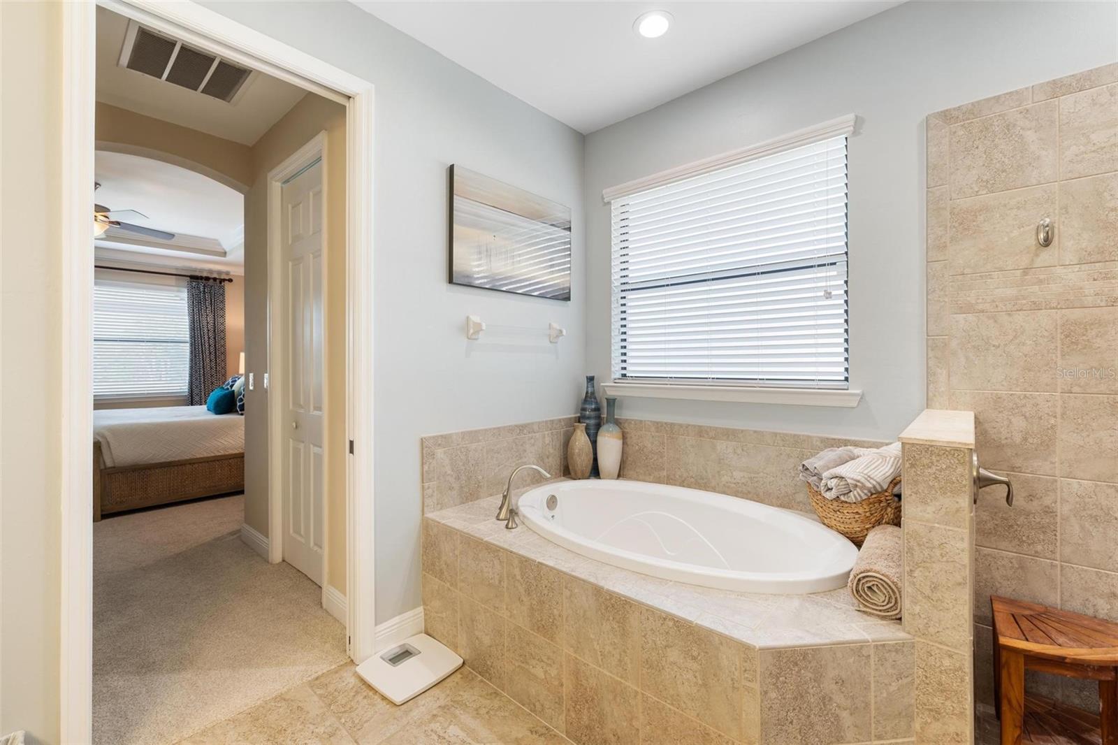 WILLOW CHASE - Residential