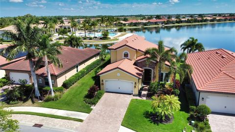 140 MARAVIYA BOULEVARD NOKOMIS FL 34275
