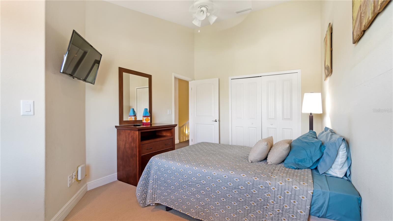 CAPE CROSSING - Residential