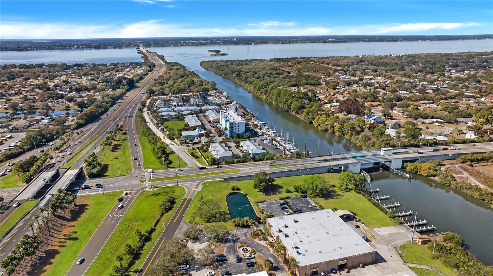 CAPE CROSSING - Residential